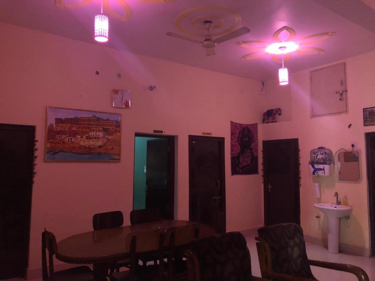 Gangotri Paying Guest House Βαρανάσι Εξωτερικό φωτογραφία