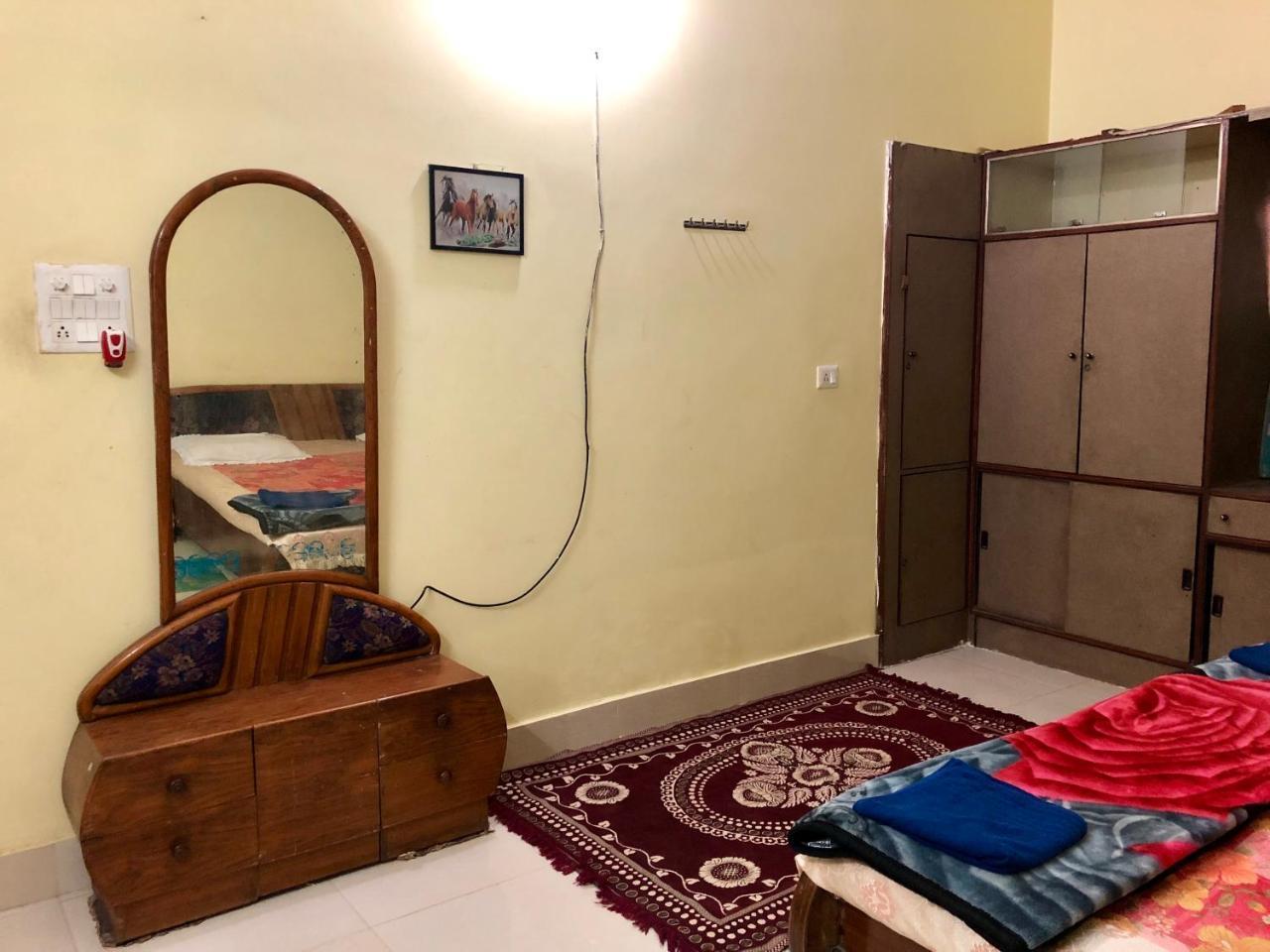 Gangotri Paying Guest House Βαρανάσι Εξωτερικό φωτογραφία
